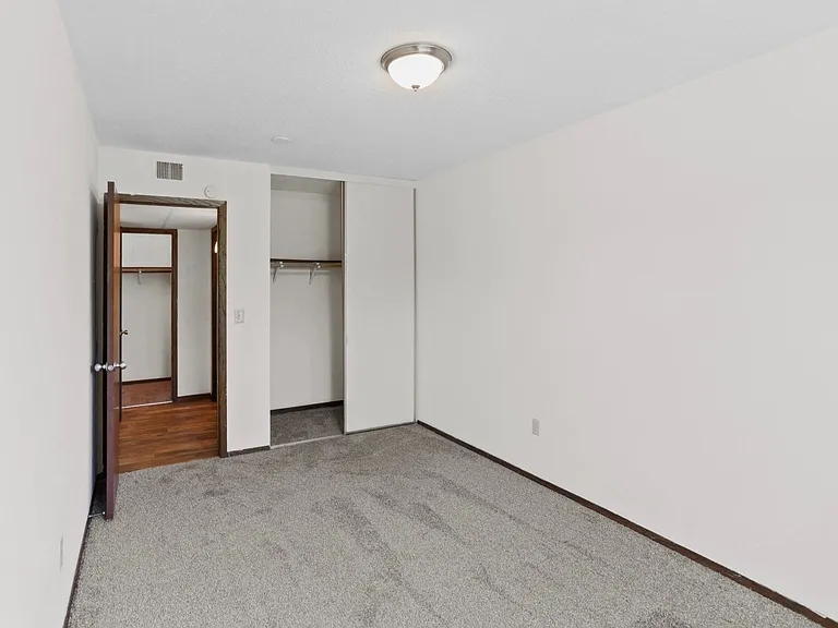 Parkridge Way Apartments — Photo 34