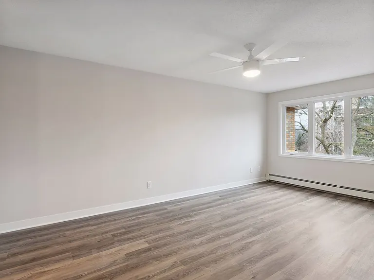 3200 Virginia Ave S #305 — Photo 11