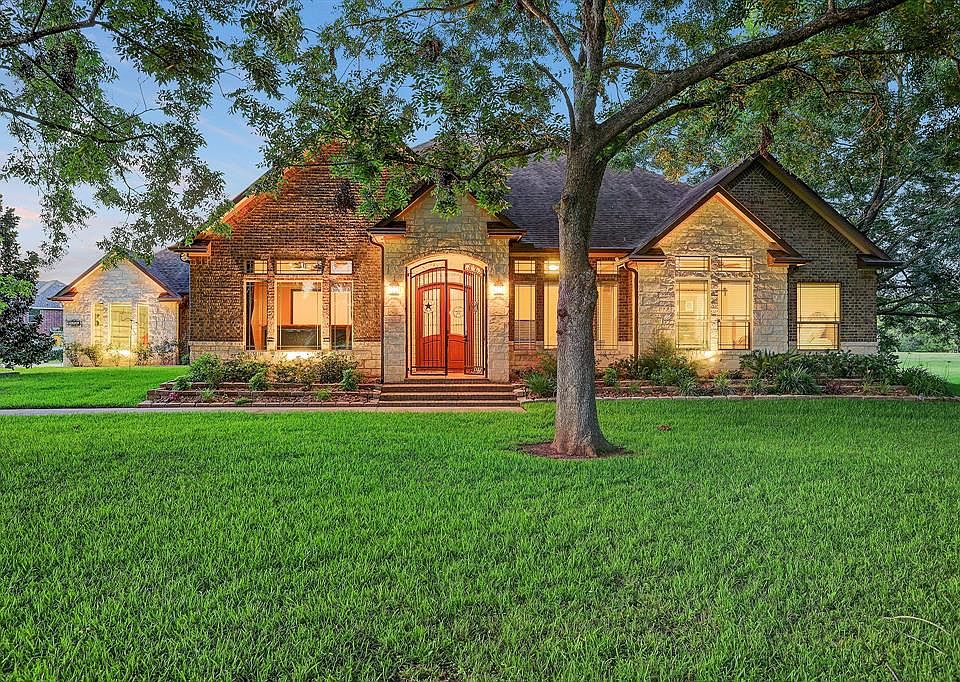 1st image of 7835 Sweetbrook Cir