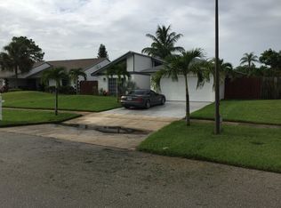 6466 Amberwoods Dr, Boca Raton, FL 33433