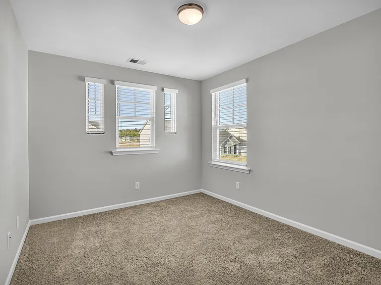 109 Fenway St — Photo 19