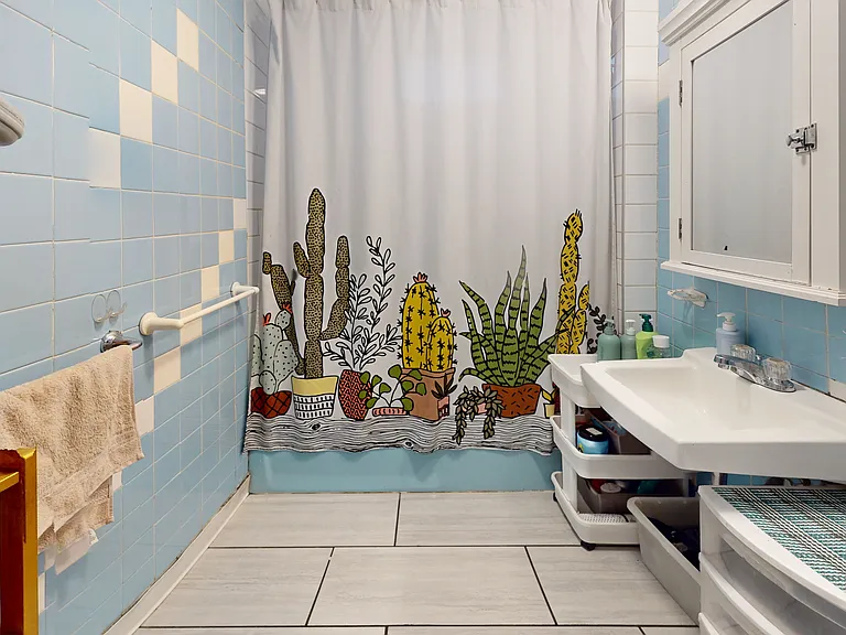 63 Easton St #1 — Photo 10