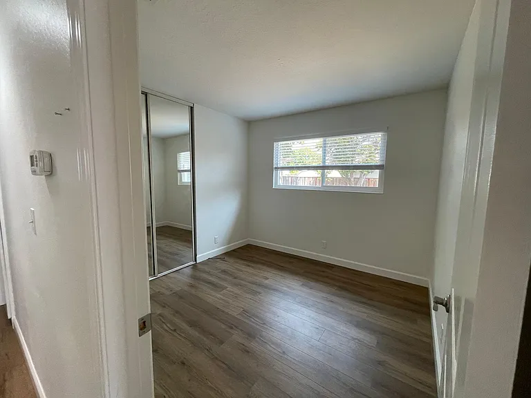 6853 Prospect Ct — Photo 14