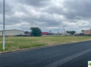 110-116 Regency Ave, Victoria, TX 77904