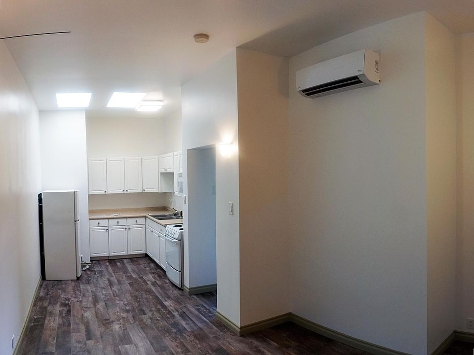 2nd image of 1700 N Michigan Ave APT 4