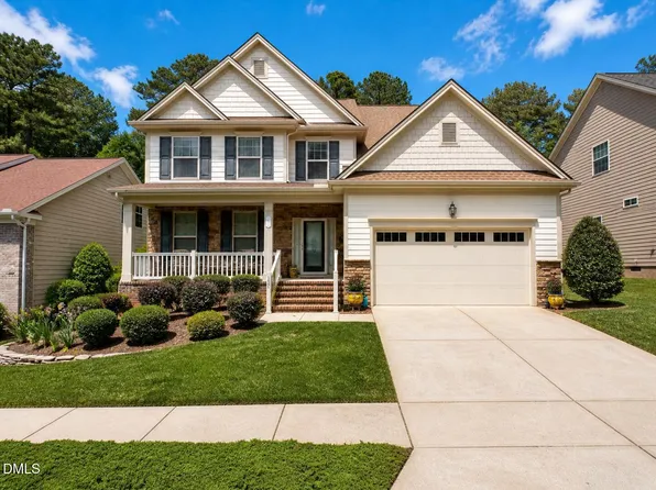 202 Briarfield Dr, Apex, NC 27502