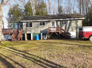 153 Fowlers Landing Rd, Hampden, ME 04444