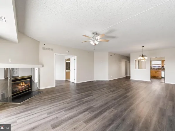 6251 Main St, Voorhees, NJ 08043