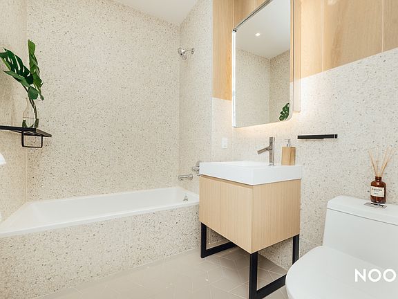3rd image of 260 Knickerbocker Ave #4D