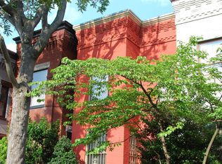 336 12th St SE, Washington, DC 20003