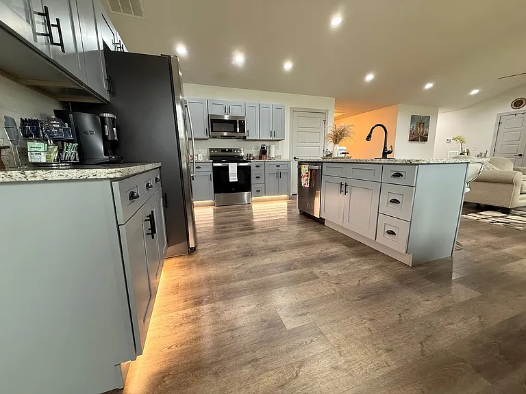 107 Ella St — Photo 14