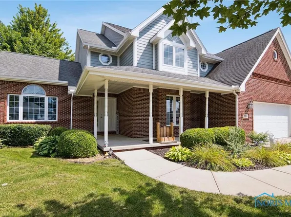 8936 Bear Creek Dr, Sylvania, OH 43560