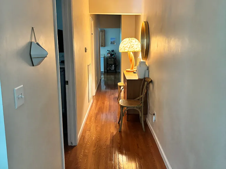 763 Lynwood Ave #B — Photo 8