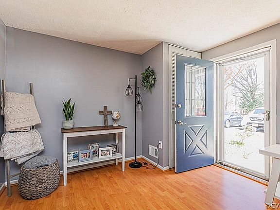 5th image of 8406 Brigadoon Ct