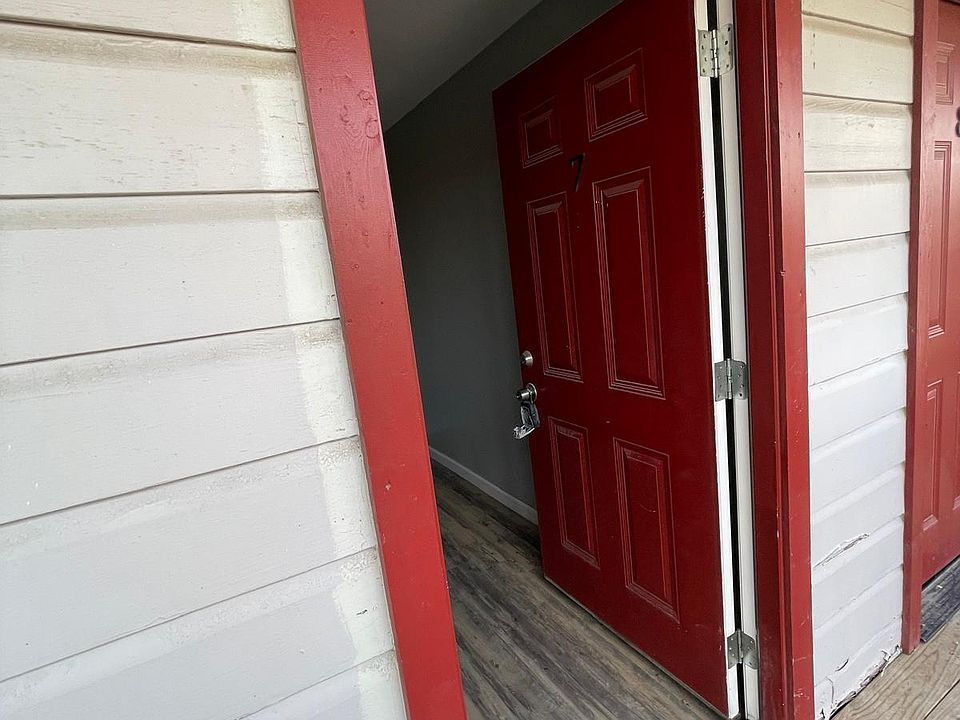 1st image of 306 W Saint Francis St #7