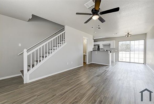 1st image of 5906 Greengate Dr #B