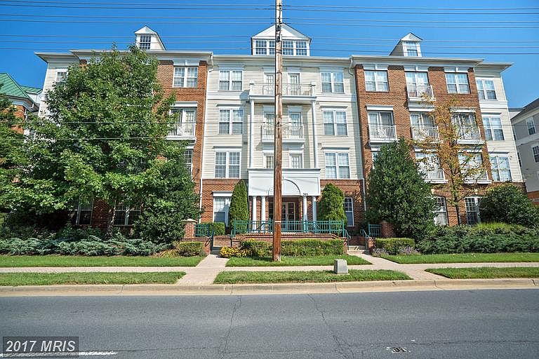 1st image of 305 Redland Blvd APT 305