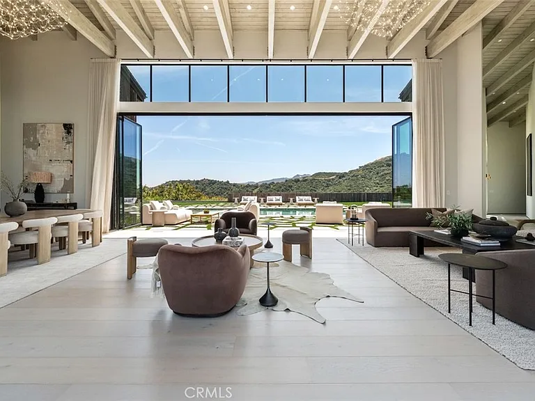 3121 Old Topanga Canyon Rd — Photo 16