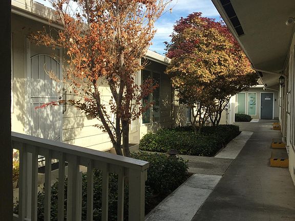 2nd image of 1610 Westwood Dr #3