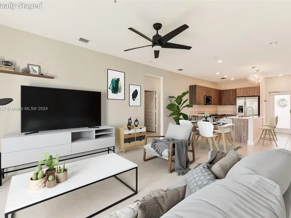 8301 NW 41st St #B-401, Doral, FL 33166