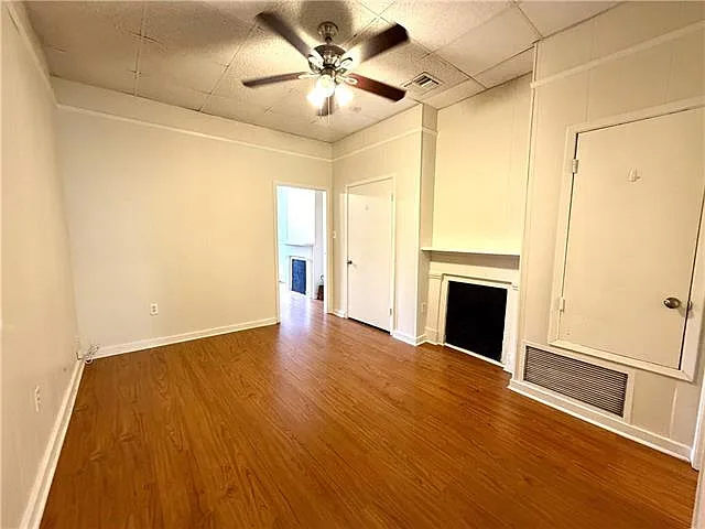 1 bed, 1.0 bath, 500 sqft, $1,300 — Photo 3