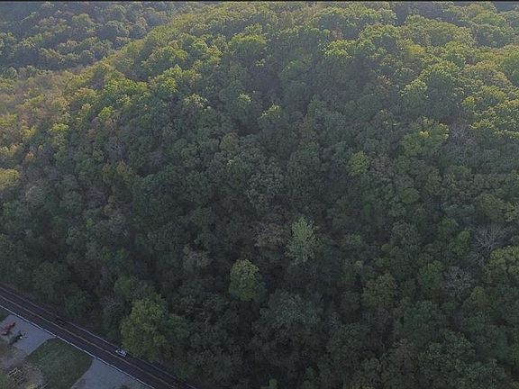 3rd image of 2865 State Rd W