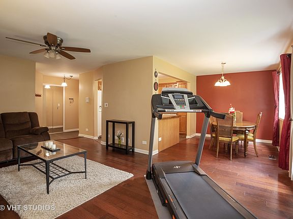 2nd image of 1308 Springwood Dr Unit D1