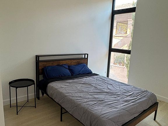 3rd image of 1244 Innes Ave #B