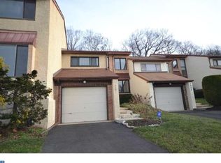 2001 Honey Run Rd, Ambler, PA 19002