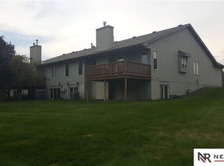 3810 N 157th Cir, Omaha, NE 68116