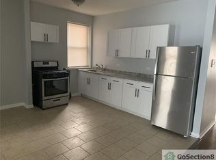 7553 S Essex Ave #3, Chicago, IL 60649