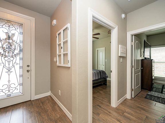 4th image of 111 Ball Park Dr