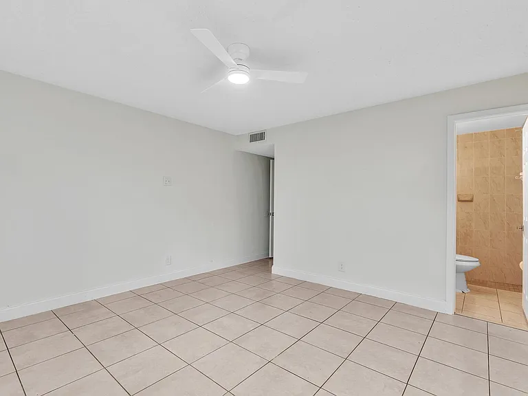 2510 Riverside Dr #2510 — Photo 38