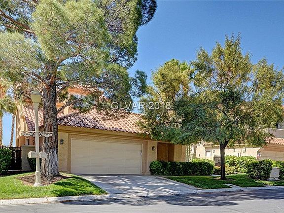 2nd image of 7949 Bermuda Dunes Ave