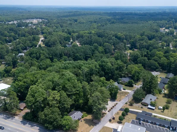 806 New Franklin Rd, Lagrange, GA 30240