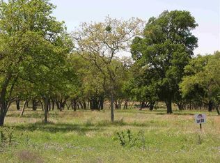 69 Thriving Oak Dr, Fredericksburg, TX 78624