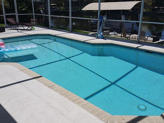 5th image of 2120 SW 52nd Ln