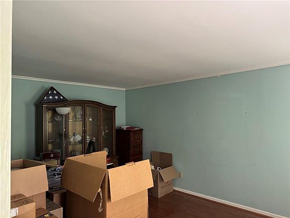 5th image of 325 Ranchette Rd