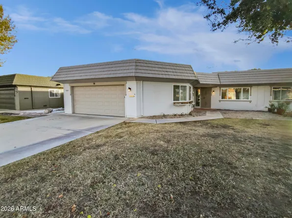 10401 W HUTTON Drive, Sun City, AZ 85351