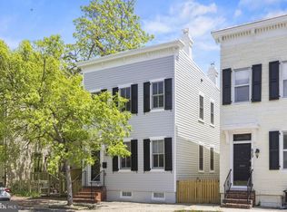 631 N Columbus St, Alexandria, VA 22314