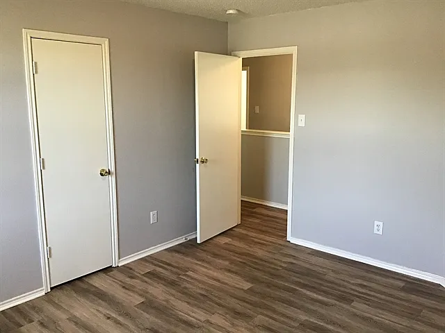 1313 Cherokee Rose Ln — Photo 20
