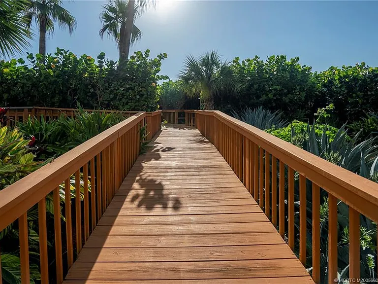 10410 S Ocean Dr #209 — Photo 45