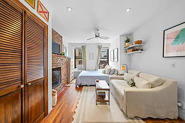 22 Cornelia Street, #16