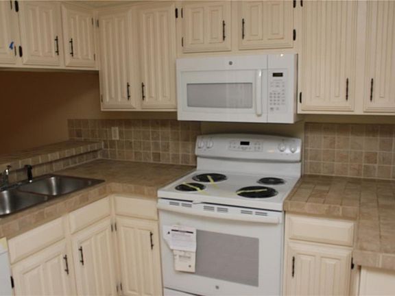 2nd image of 14800 Enterprise Dr APT 24D