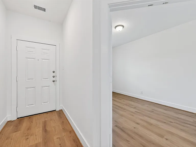 4506 Blue Moutain Laurel — Photo 4