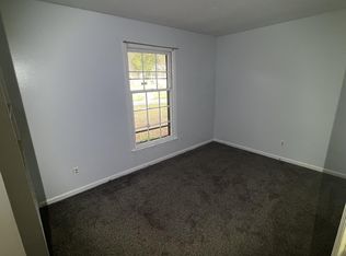 9616 Elm Lake Dr, Louisville, KY 40291