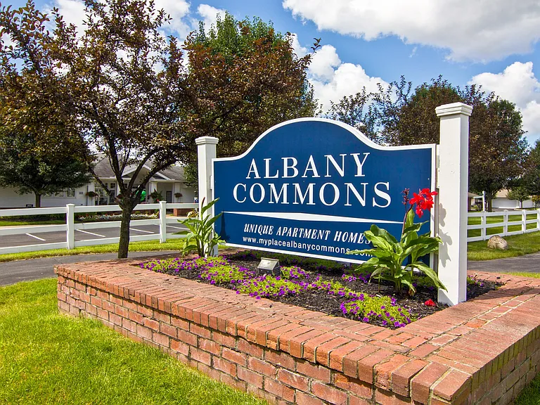 Albany Commons — Photo 34