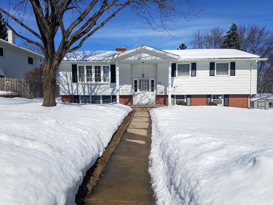 2nd image of 948 Rasmussen Pl