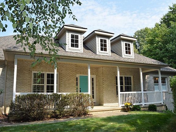 2nd image of 760 Crystalbrooke Dr