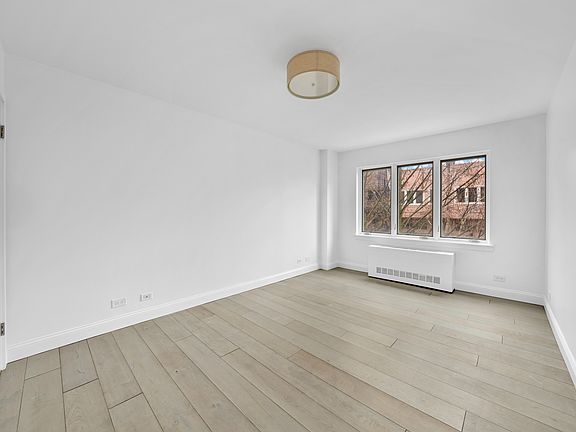 5th image of 110 W 90th St APT 5C